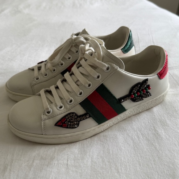 Gucci Sneakers - Picture 1 of 4